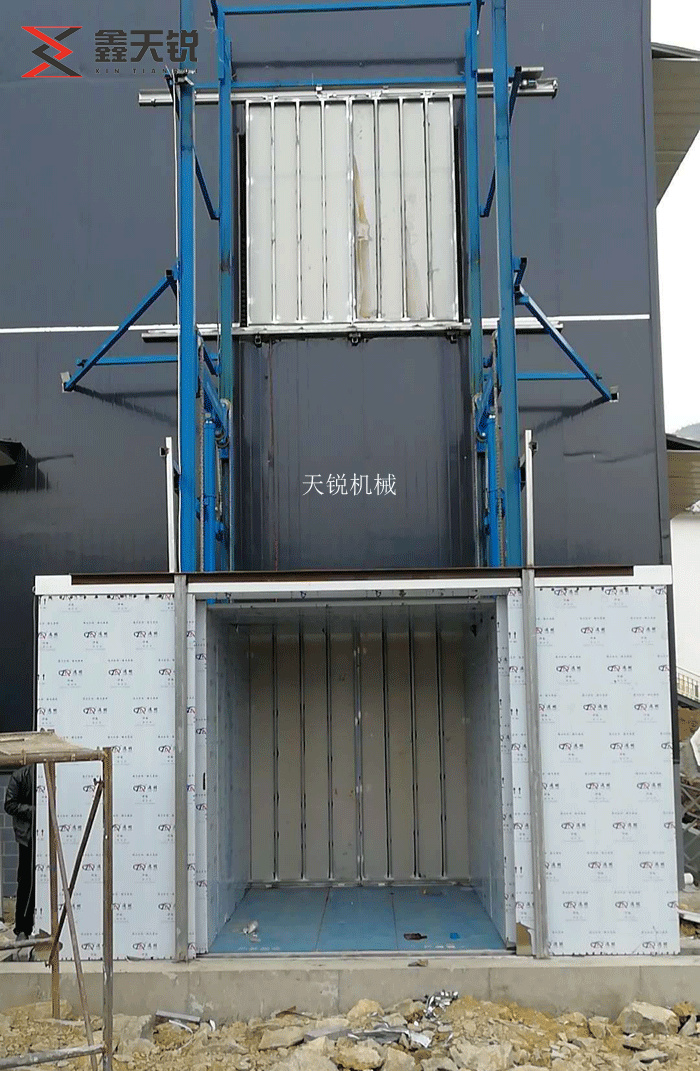 博尔塔拉轿厢式升降货梯